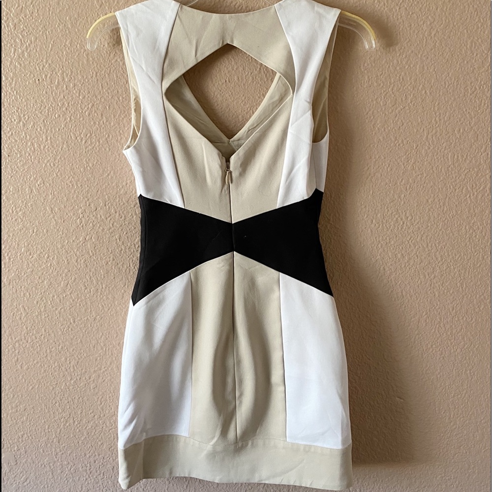Bebe dress - Picture 3 of 3